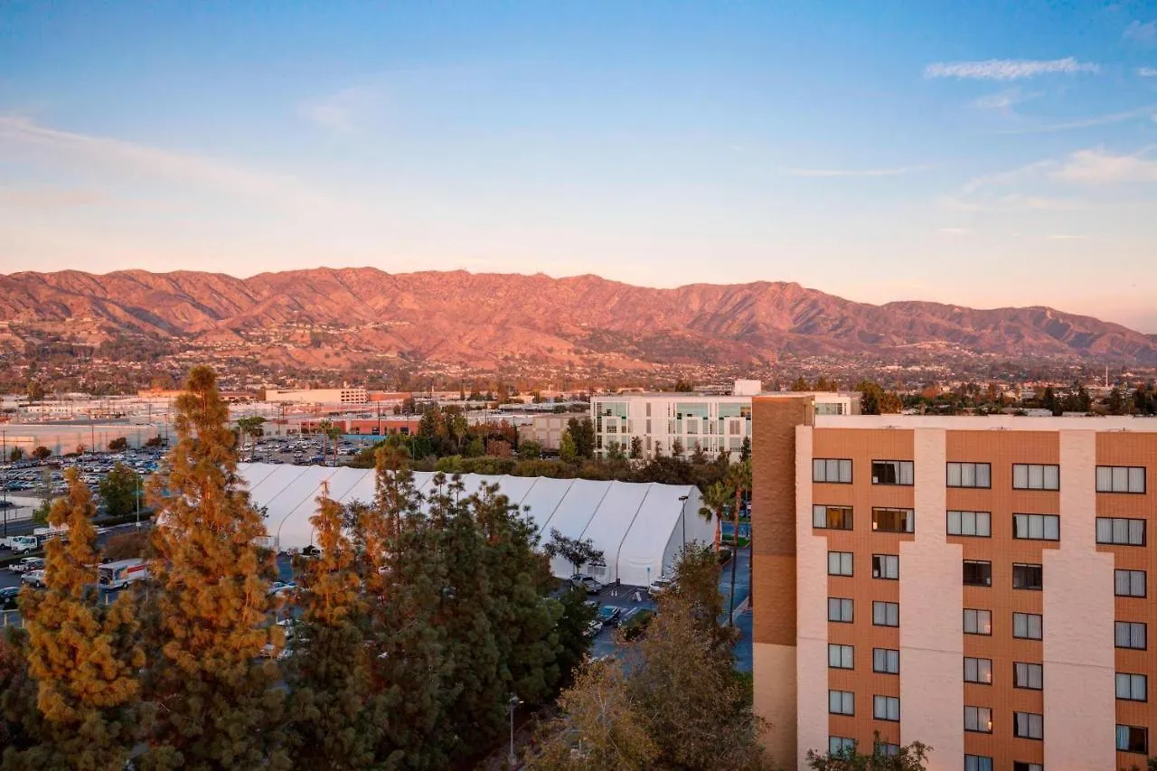 Los Angeles Marriott Burbank Airport Otel