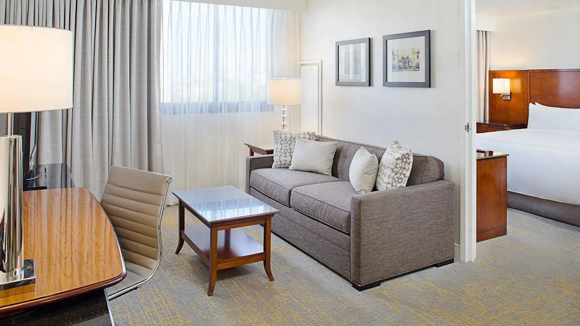 Los Angeles Marriott Burbank Airport Hotel